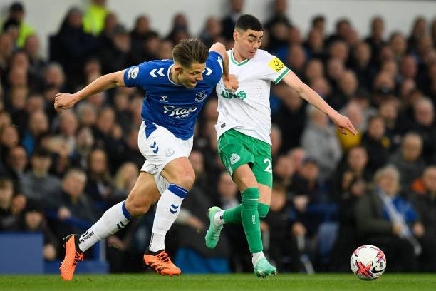 黑这样的老 黑这样的老