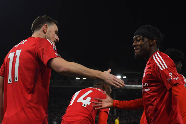 无论是发球 无论是发球